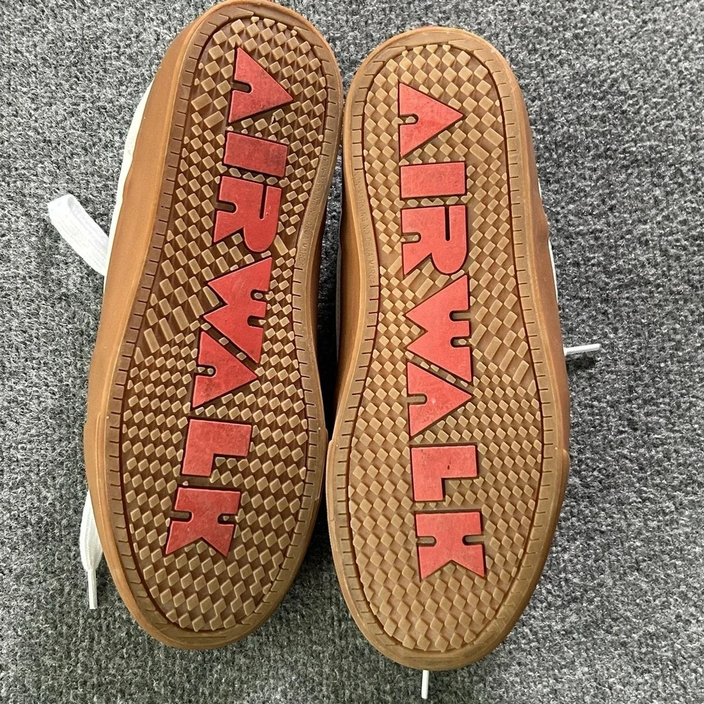 Airwalk Huntington Men 9.5 White‎ Canvas Suede Gum Sole Skate Sneakers